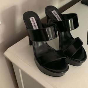 Black Steve Madden heels size 7.5 like NEW